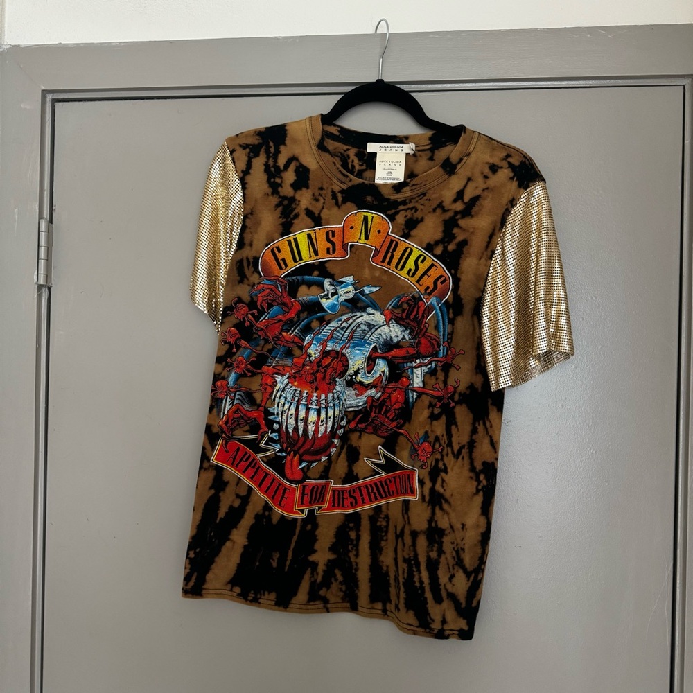Alice + Olivia Brown Guns N Roses Chainmail Sleeves Tie-Dye Tee
